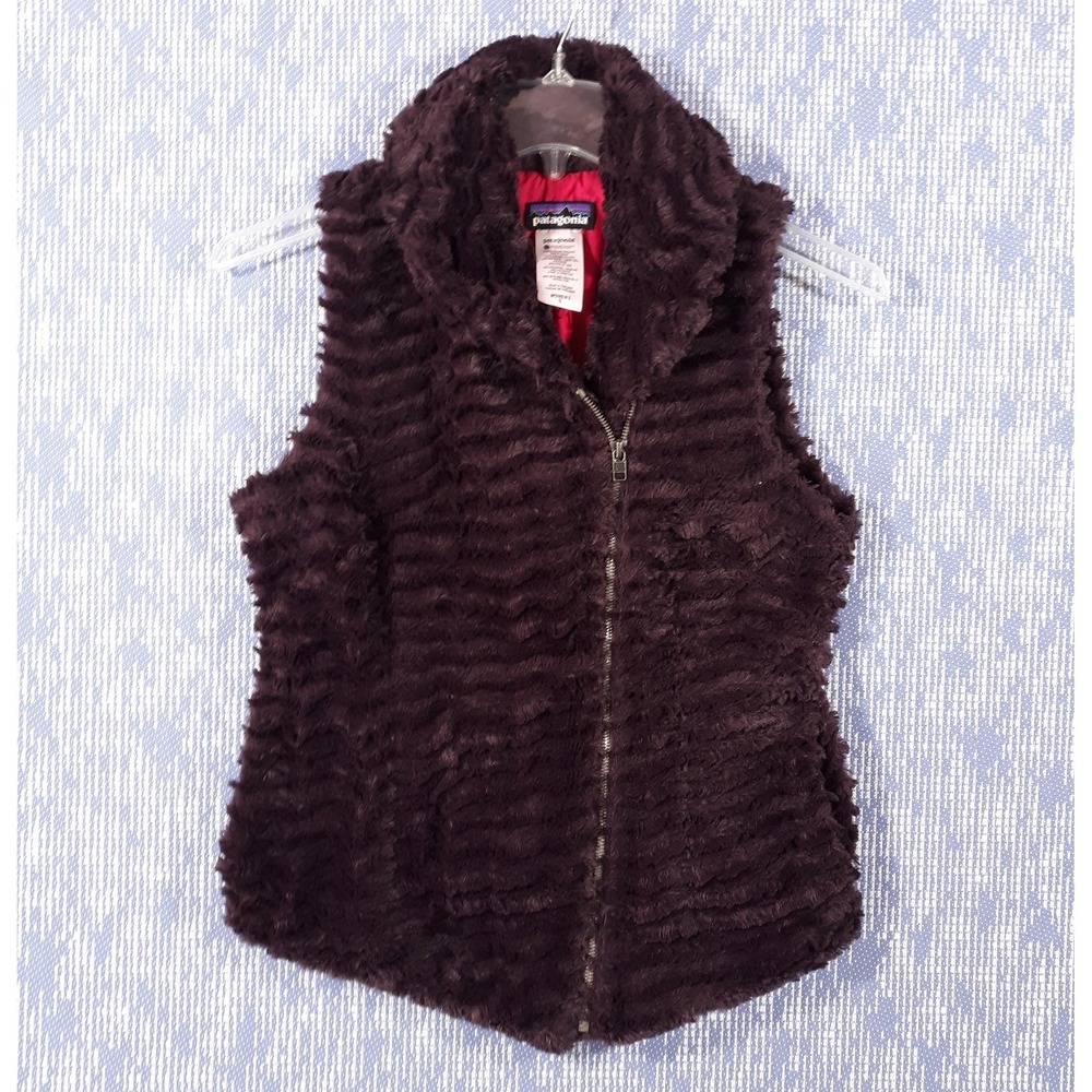 Patagonia Pelage Faux Fur Vest Womens S Asymmetrical Zip Pockets Burgundy Purple